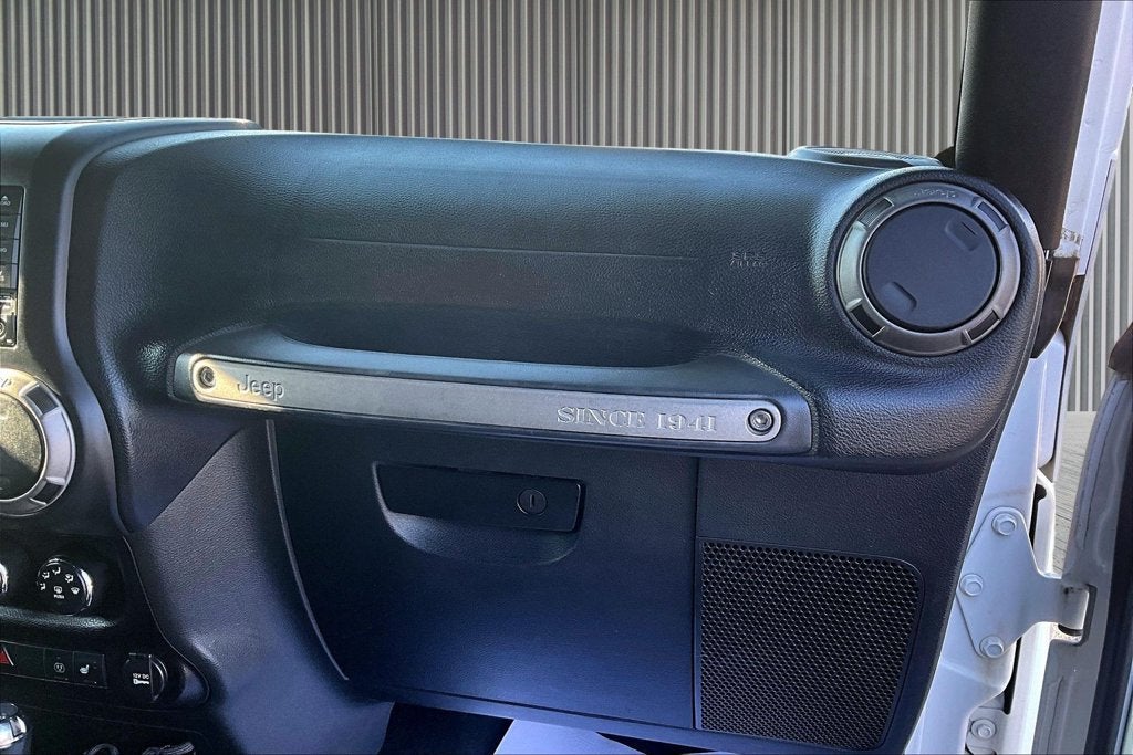 2016 Jeep Wrangler Unlimited Freedom