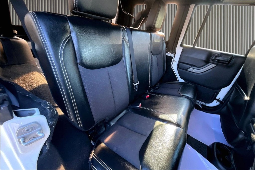 2016 Jeep Wrangler Unlimited Freedom