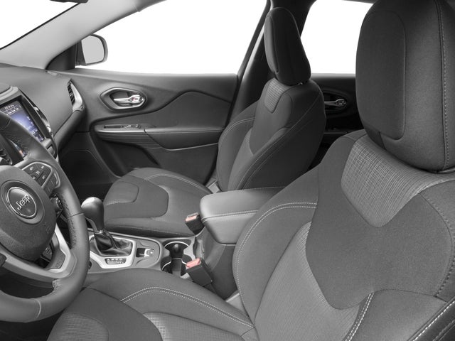 2018 Jeep Cherokee Latitude Tech Connect 4x4