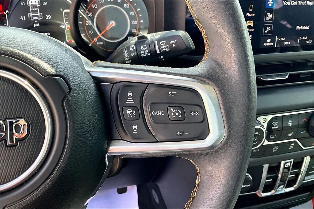 2025 Jeep Wrangler 4-Door Sahara 4x4