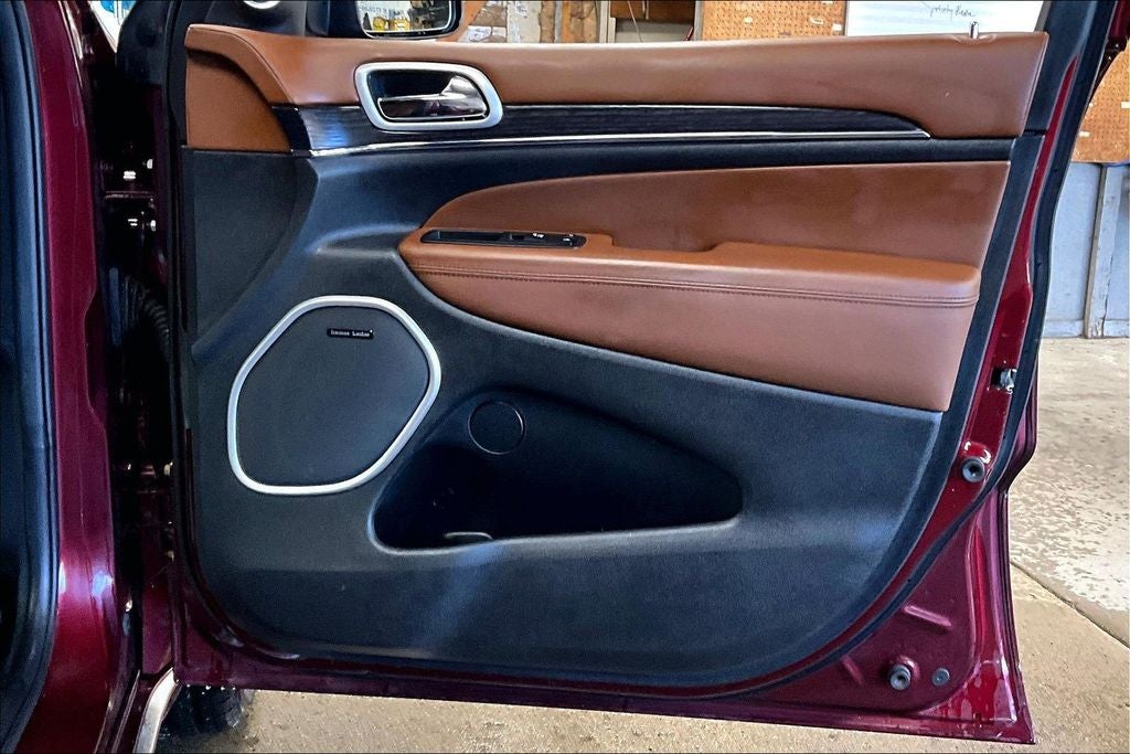 2018 Jeep Grand Cherokee Summit Platinum Ed