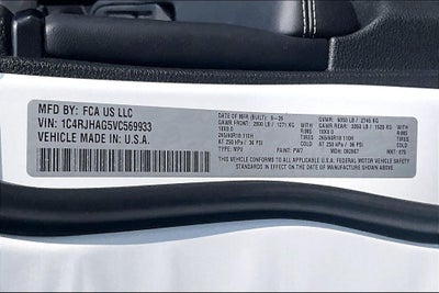 2027 Jeep Grand Cherokee GRAND CHEROKEE LAREDO X 4X4