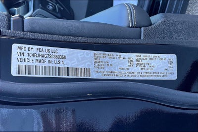 2025 Jeep Grand Cherokee GRAND CHEROKEE LAREDO X 4X4