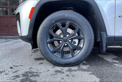 2026 Jeep Grand Cherokee GRAND CHEROKEE LAREDO ALTITUDE 4X4