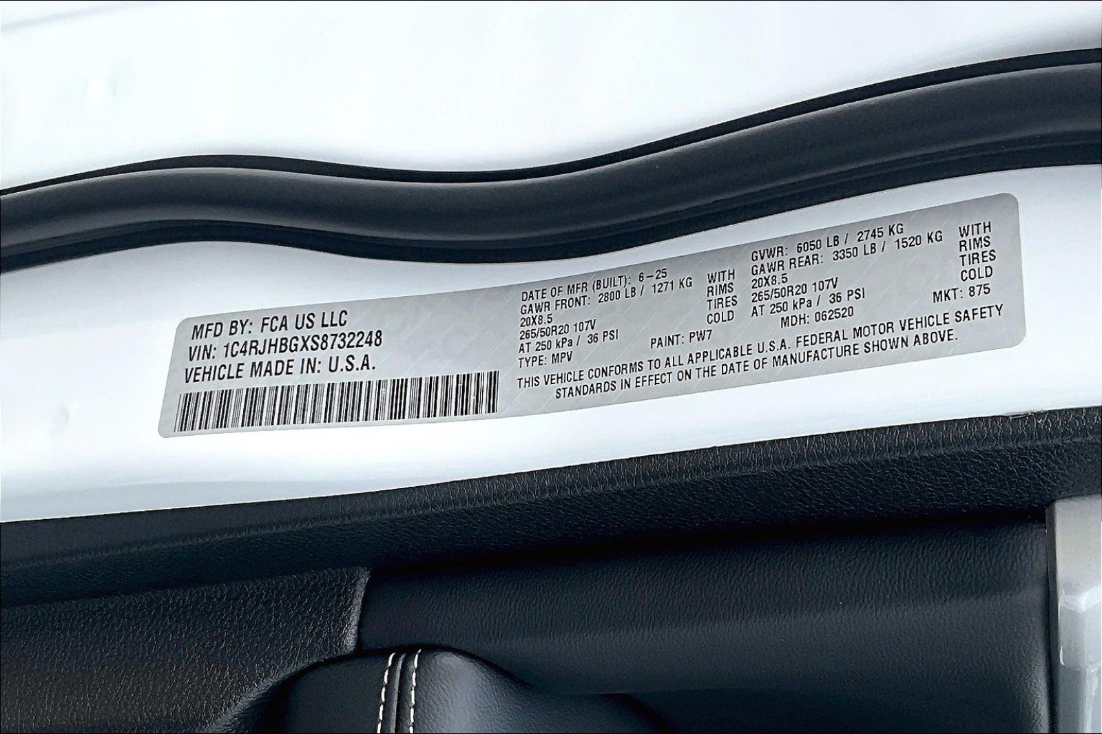 2025 Jeep Grand Cherokee GRAND CHEROKEE LIMITED 4X4