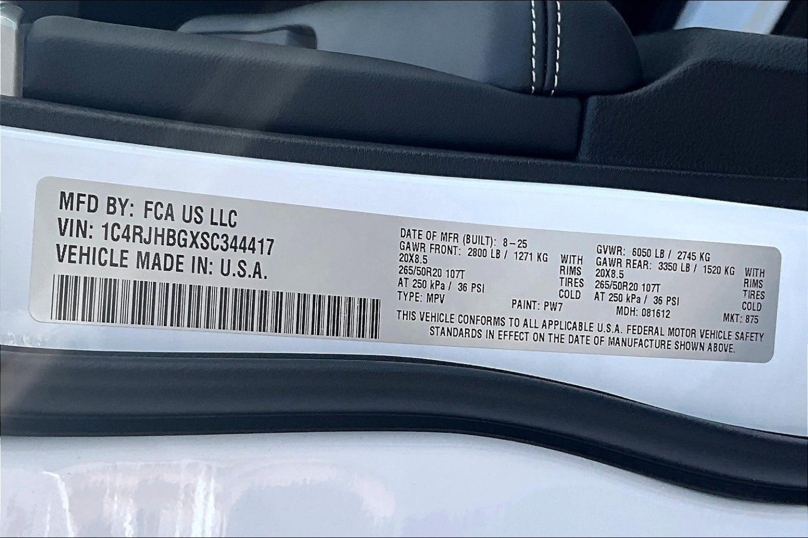 2025 Jeep Grand Cherokee GRAND CHEROKEE LIMITED 4X4