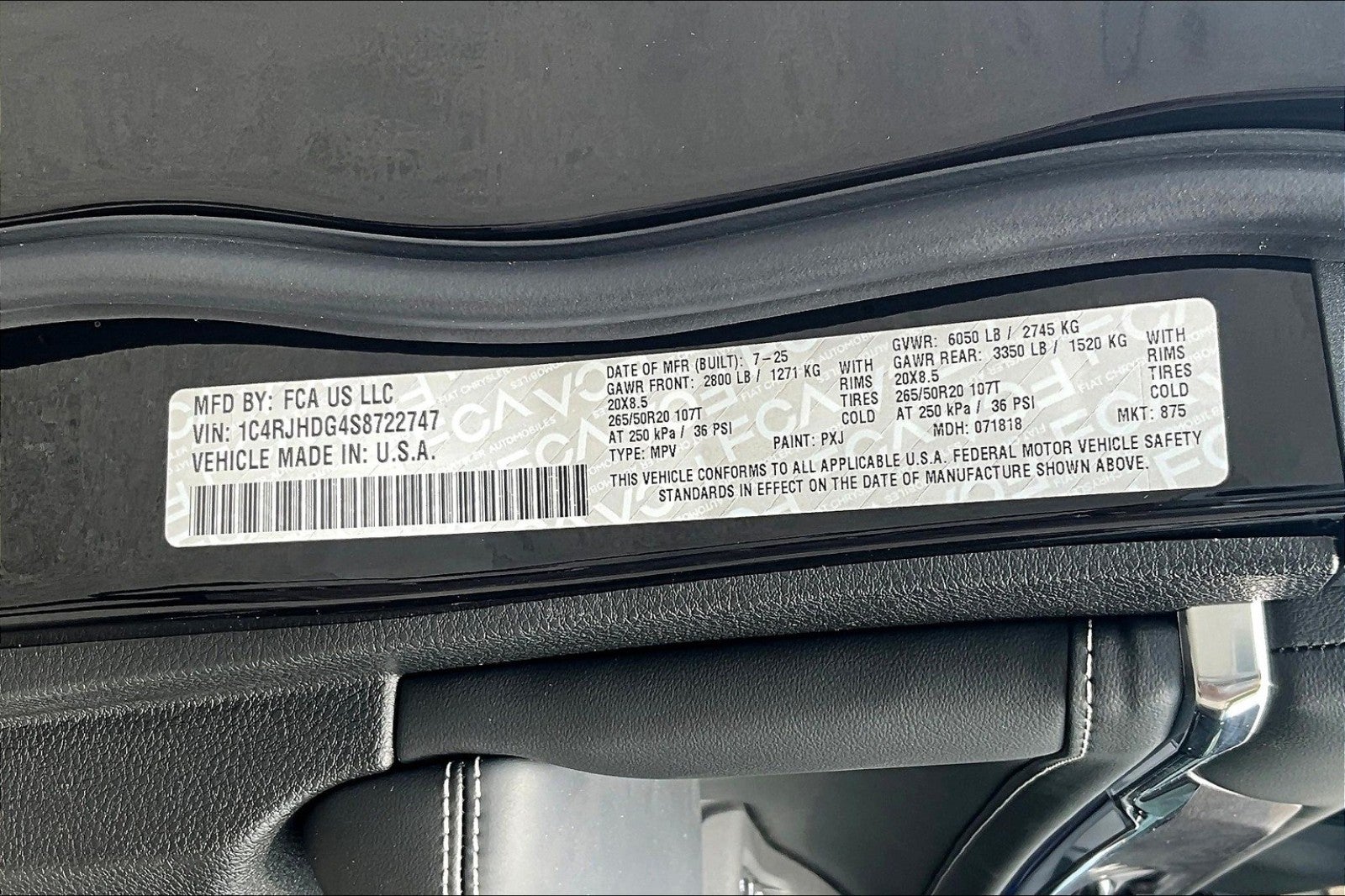 2025 Jeep Grand Cherokee GRAND CHEROKEE OVERLAND 4X4