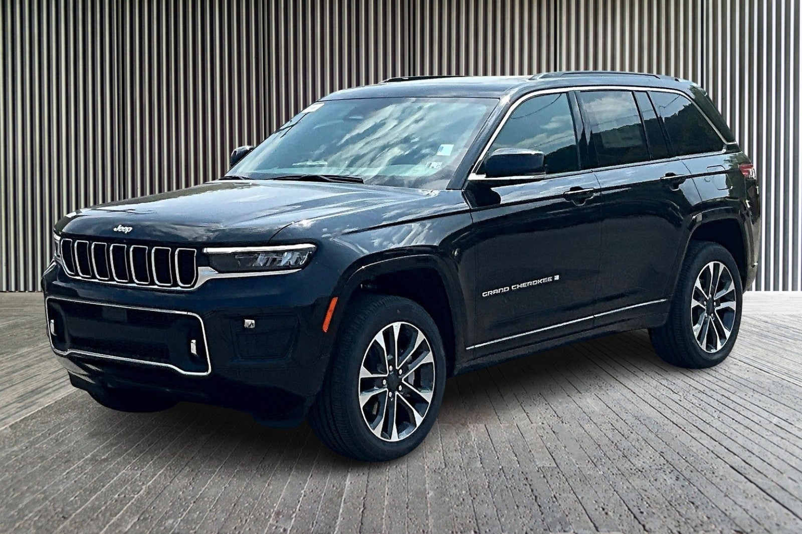 2025 Jeep Grand Cherokee GRAND CHEROKEE OVERLAND 4X4