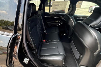 2025 Jeep Grand Cherokee GRAND CHEROKEE OVERLAND 4X4