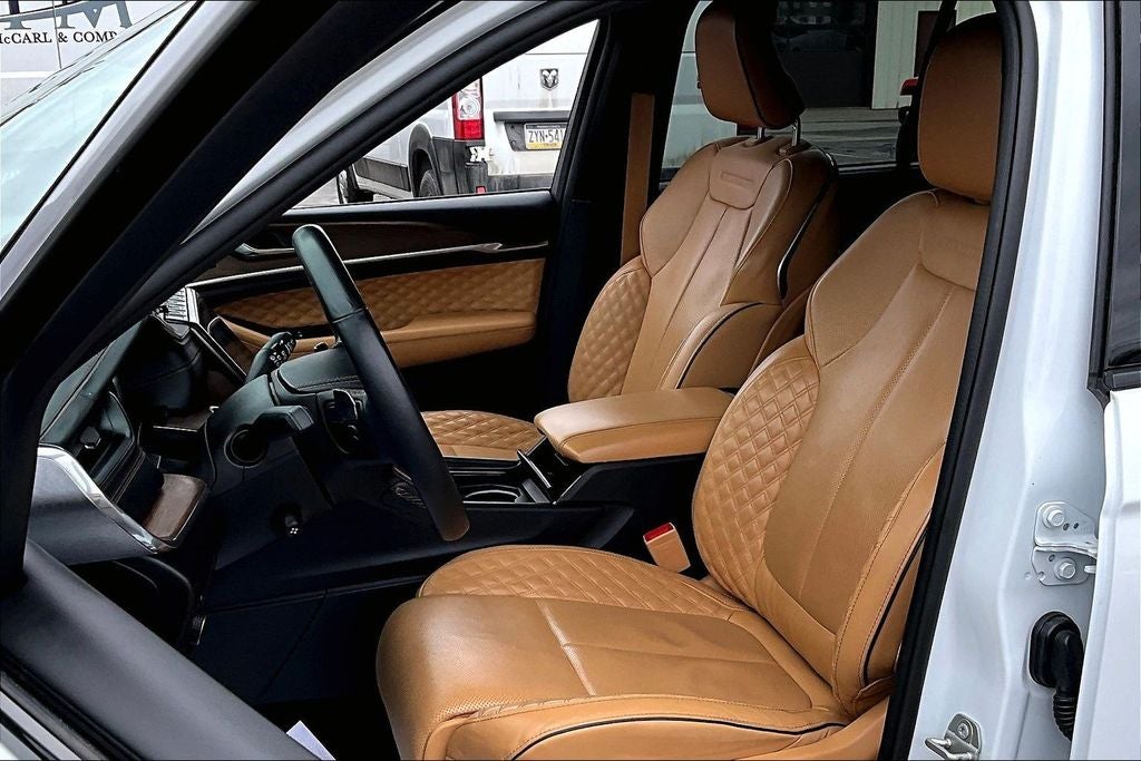 2024 Jeep Grand Cherokee Summit 4x4