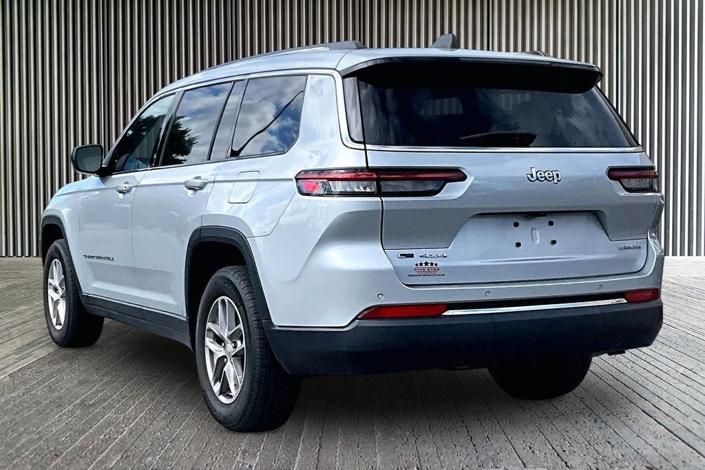 2023 Jeep Grand Cherokee L Laredo 4x4