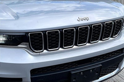 2023 Jeep Grand Cherokee L Laredo 4x4