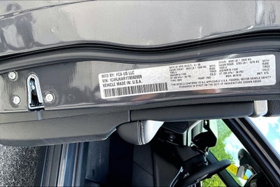 2026 Jeep Grand Cherokee GRAND CHEROKEE L LAREDO ALTITUDE 4X4