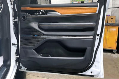 2024 Jeep Grand Wagoneer L Series III 4x4