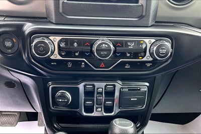 2022 Jeep Gladiator Willys 4x4
