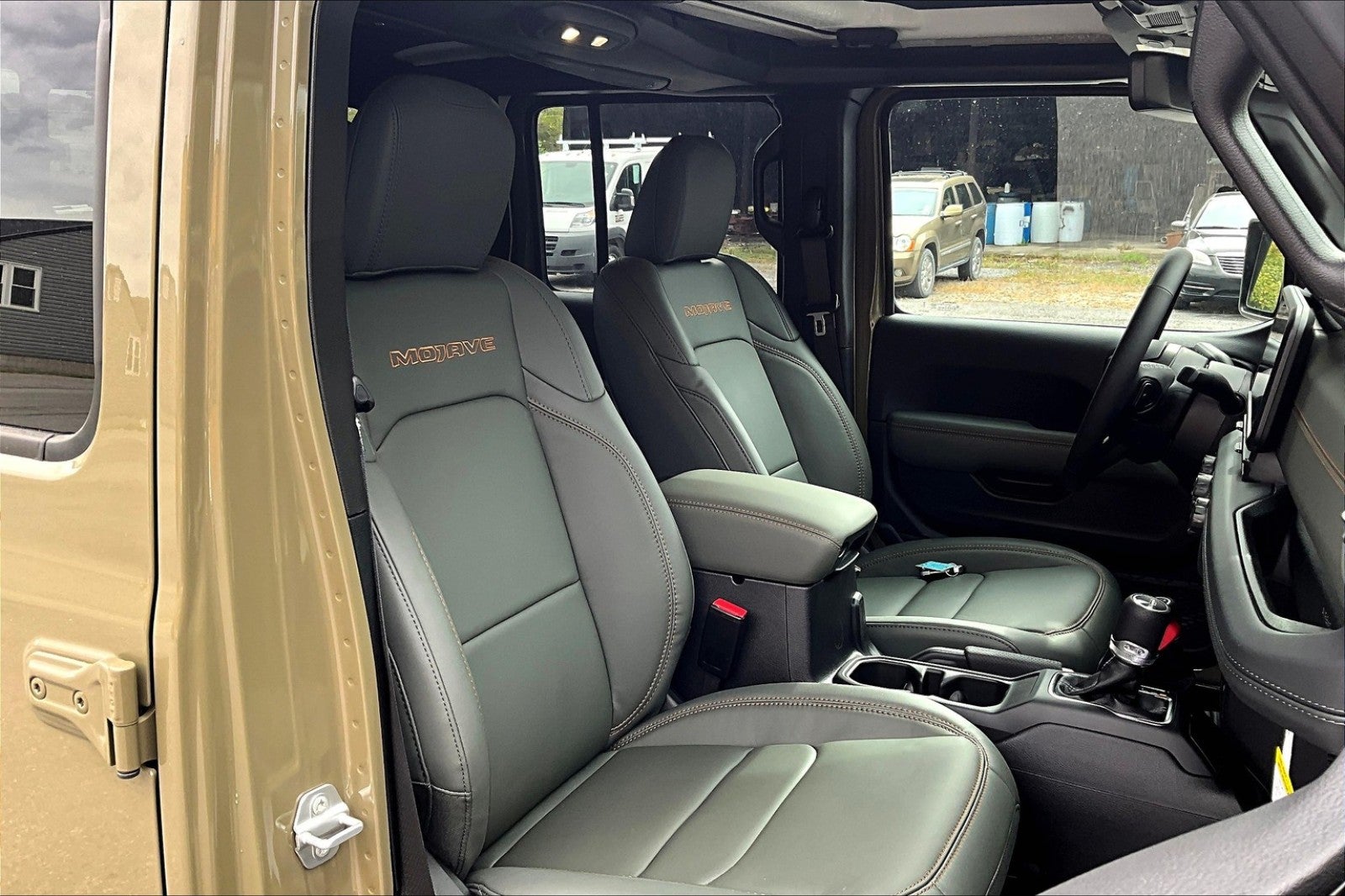 2025 Jeep Gladiator GLADIATOR MOJAVE X 4X4