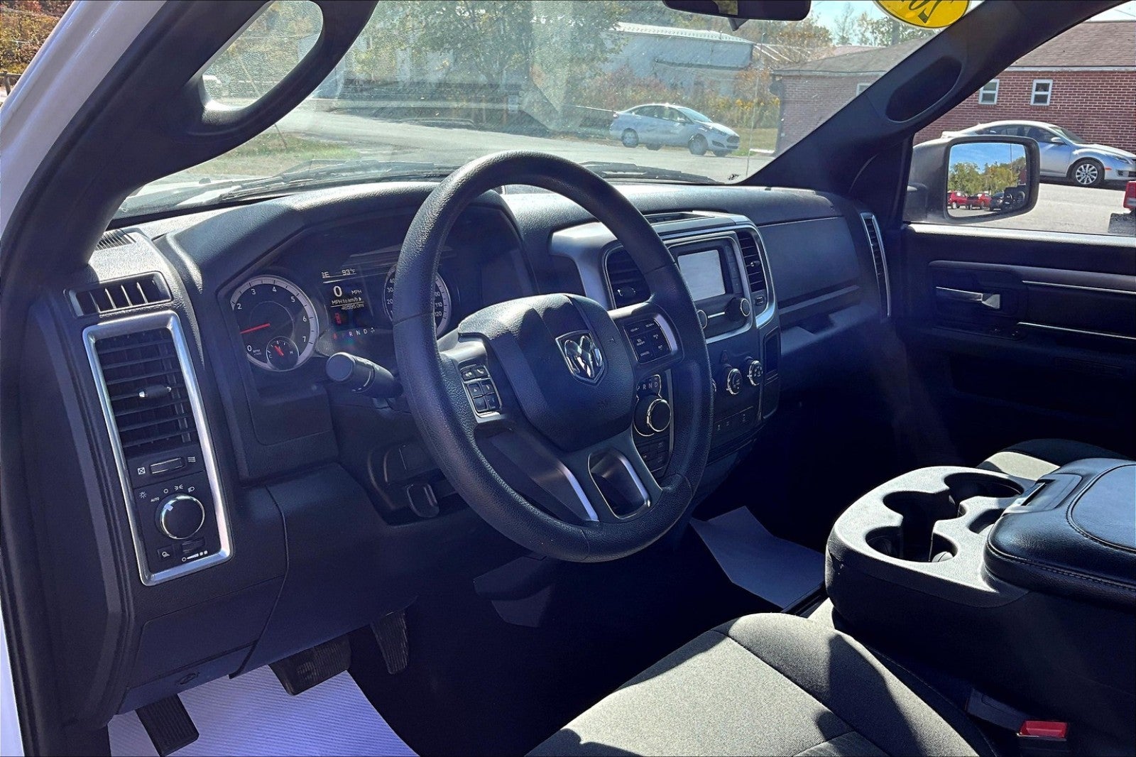 2024 RAM 1500 Classic Warlock Crew Cab 4x4 5'7' Box