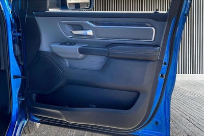 2022 RAM 1500 Big Horn Crew Cab 4x4 5'7' Box