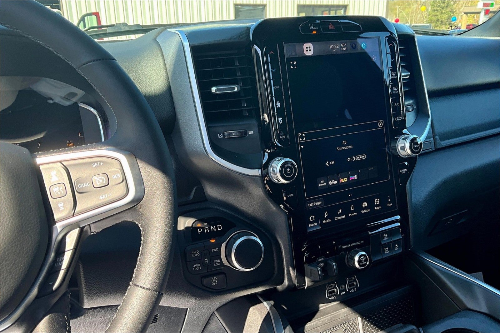 2025 RAM Ram 1500 RAM 1500 BIG HORN CREW CAB 4X4 5'7' BOX