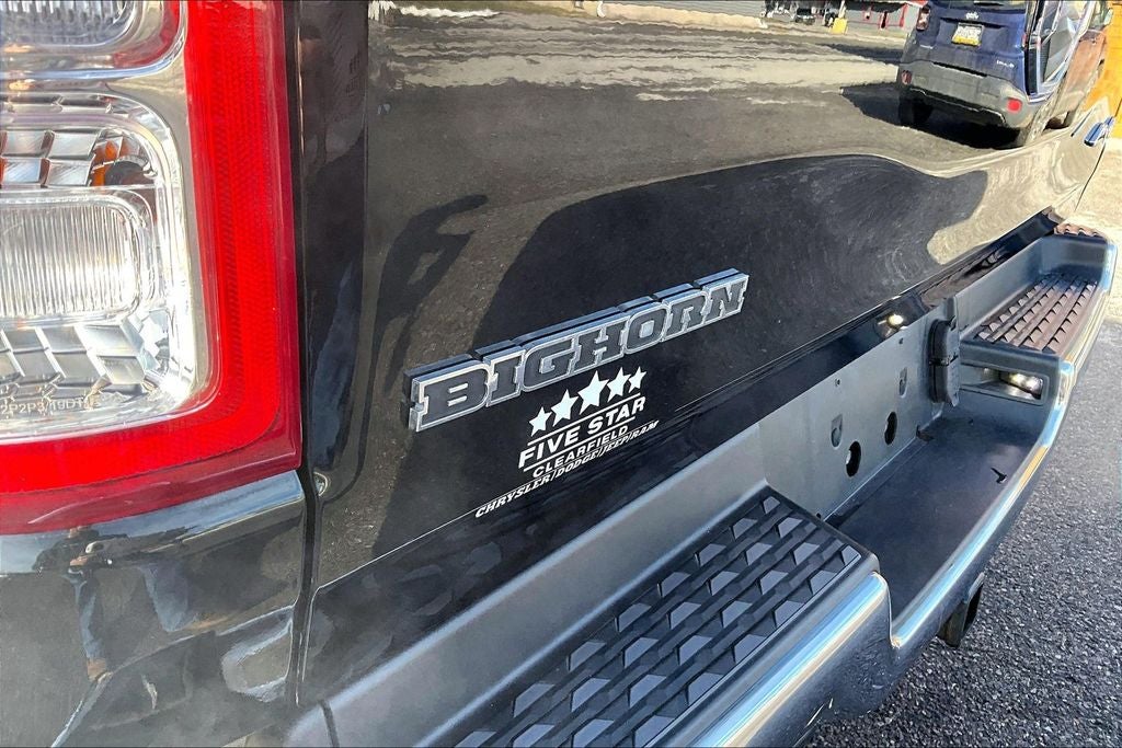 2019 RAM 1500 Big Horn/Lone Star Crew Cab 4x4 5'7' Box