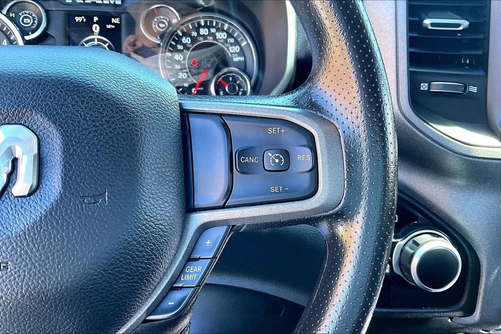 2023 RAM 1500 Tradesman Crew Cab 4x4 5'7' Box