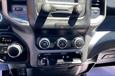 2023 RAM 1500 Tradesman Crew Cab 4x4 5'7' Box