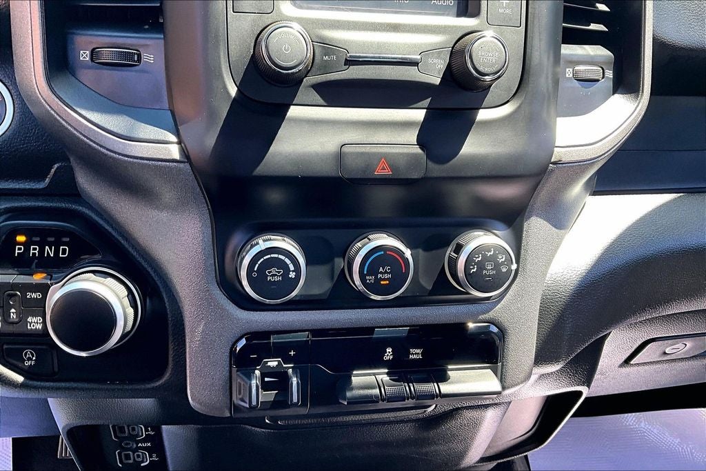 2023 RAM 1500 Tradesman Crew Cab 4x4 5'7' Box