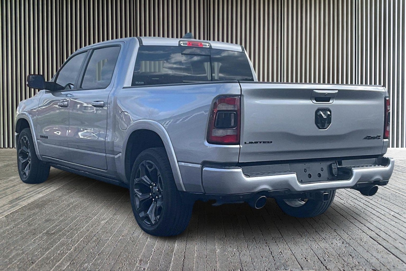 2021 RAM 1500 Limited Crew Cab 4x4 5'7' Box