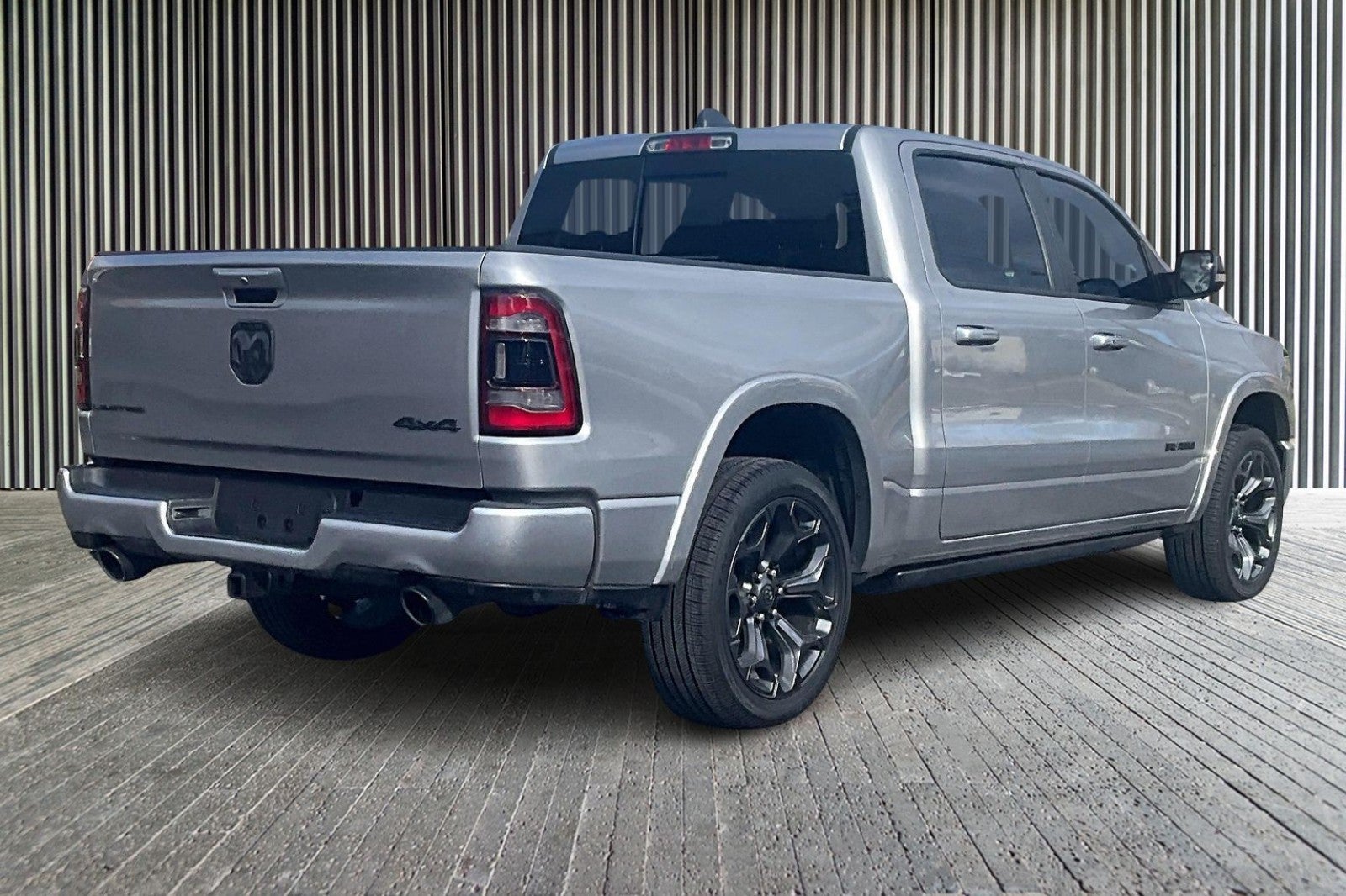 2021 RAM 1500 Limited Crew Cab 4x4 5'7' Box