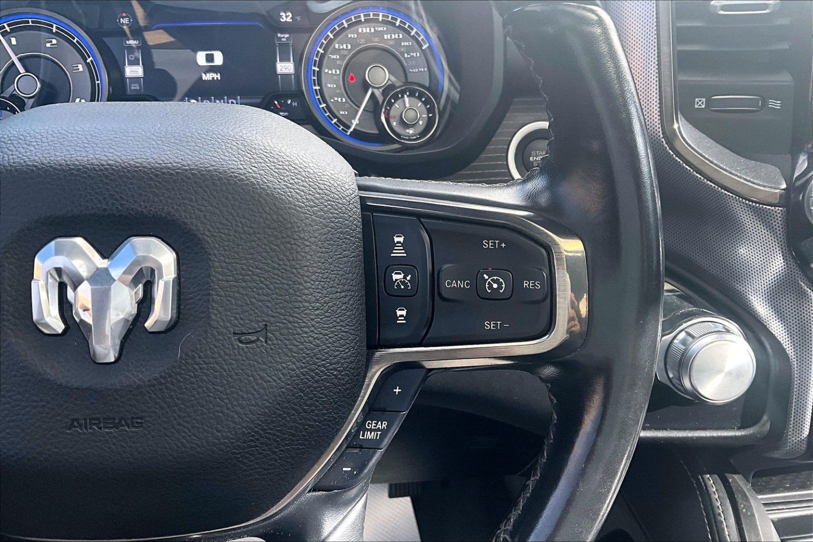 2021 RAM 1500 Limited Crew Cab 4x4 5'7' Box