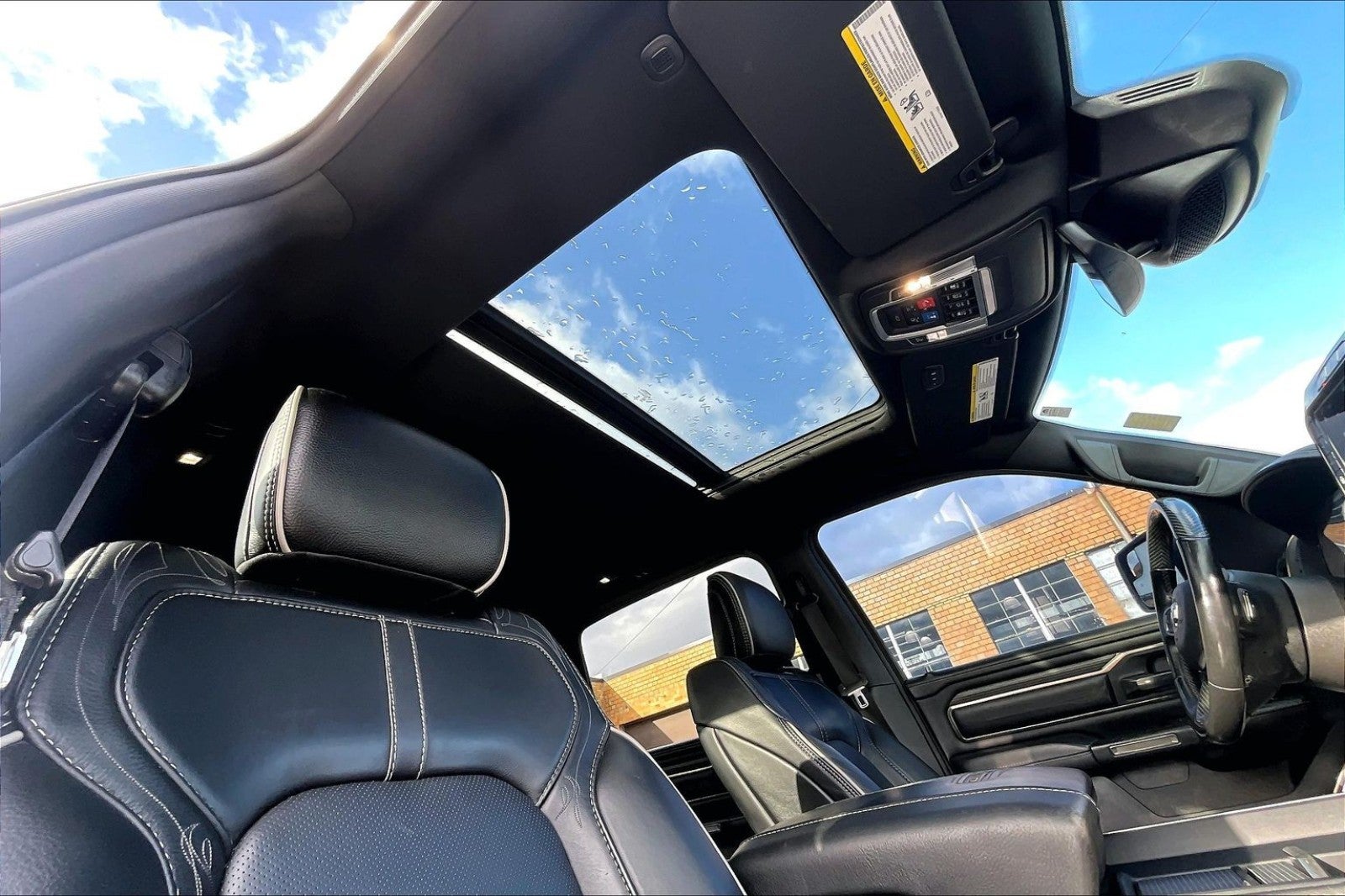 2021 RAM 1500 Limited Crew Cab 4x4 5'7' Box