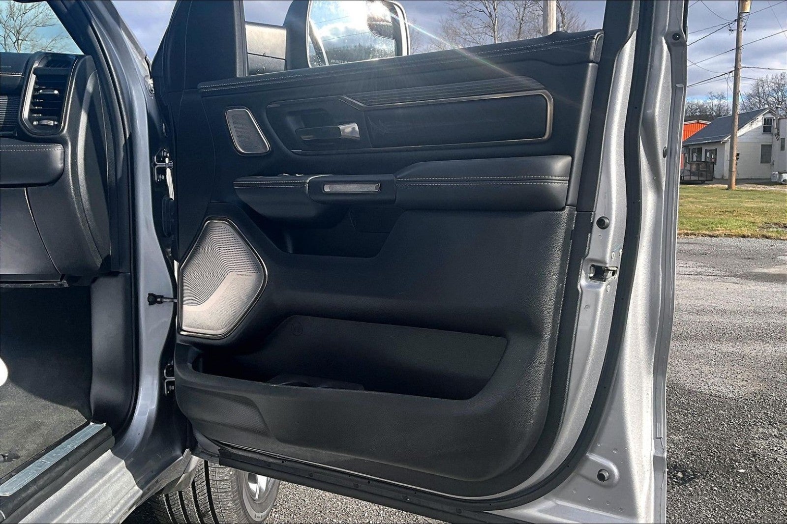 2021 RAM 1500 Limited Crew Cab 4x4 5'7' Box