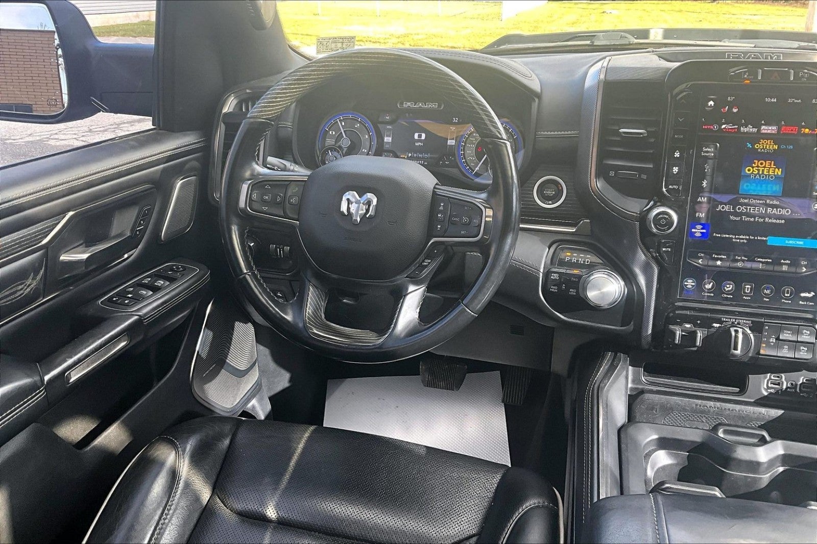 2021 RAM 1500 Limited Crew Cab 4x4 5'7' Box