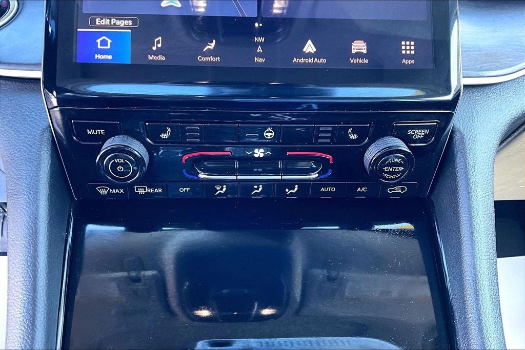 2025 RAM 1500 Laramie Crew Cab 4x4 5'7' Box