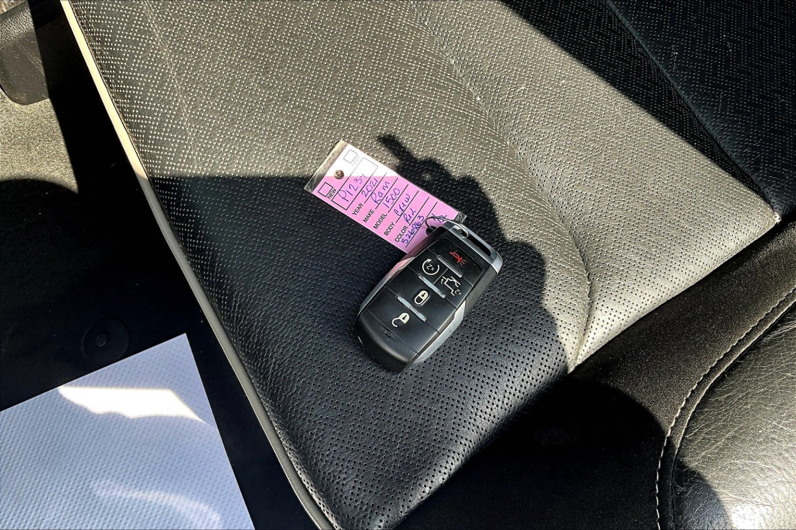 2021 RAM 1500 Laramie Crew Cab 4x4 5'7' Box