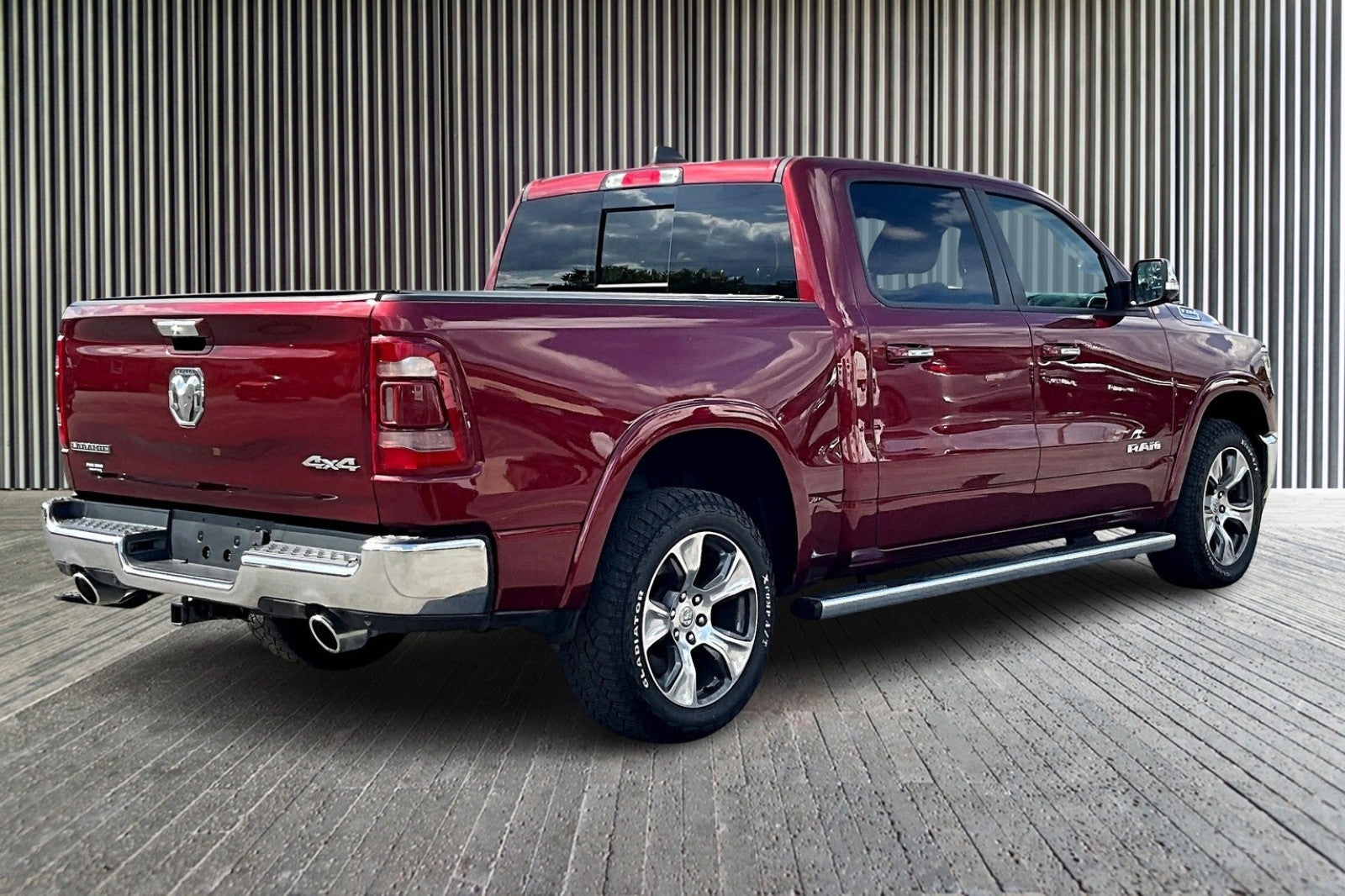 2021 RAM 1500 Laramie Crew Cab 4x4 5'7' Box