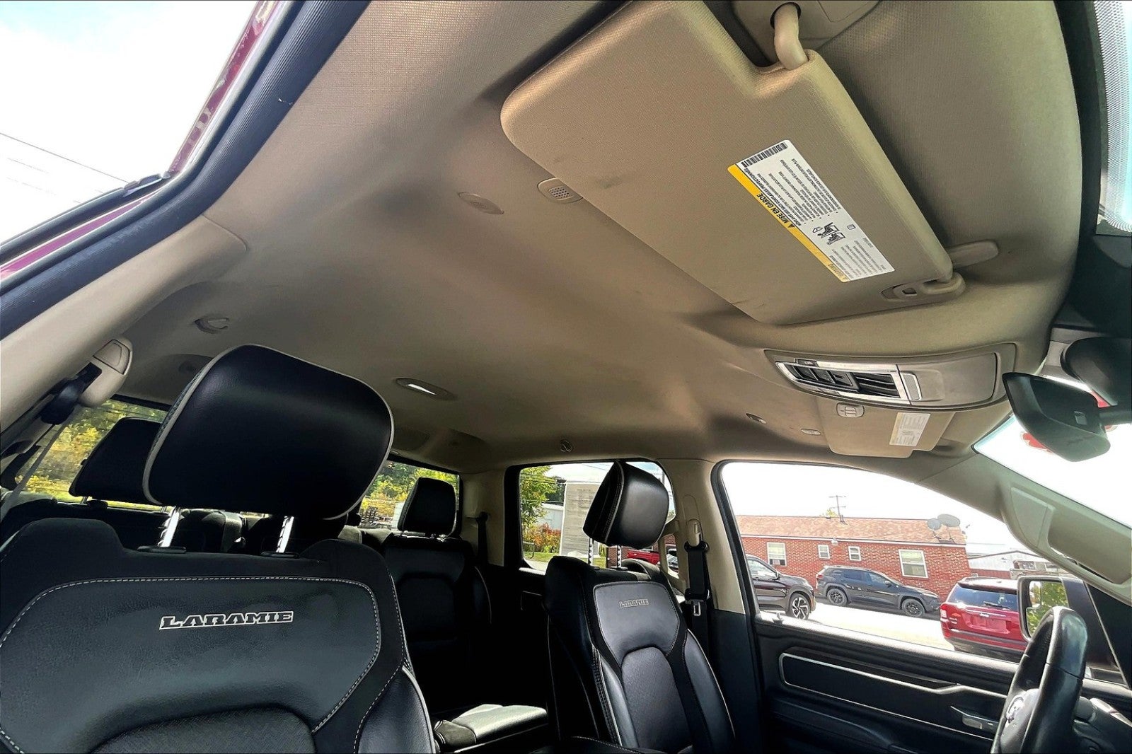 2021 RAM 1500 Laramie Crew Cab 4x4 5'7' Box