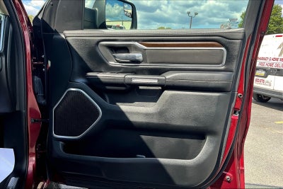 2021 RAM 1500 Laramie Crew Cab 4x4 5'7' Box