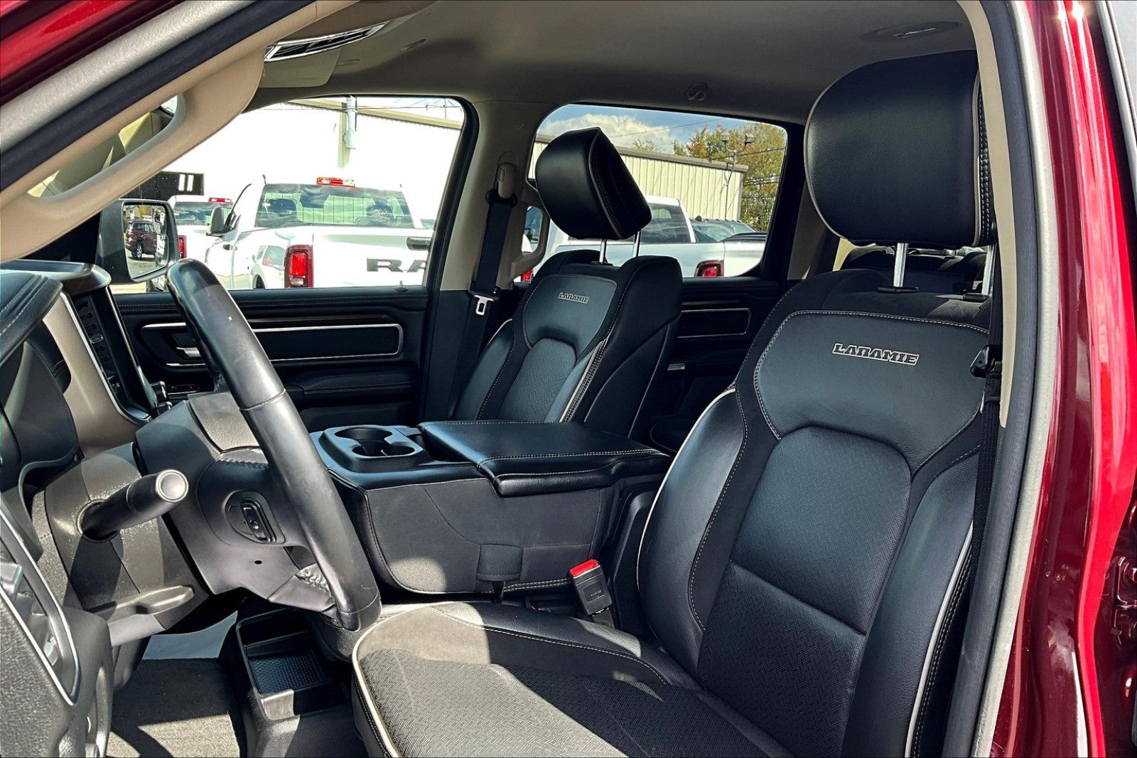 2021 RAM 1500 Laramie Crew Cab 4x4 5'7' Box