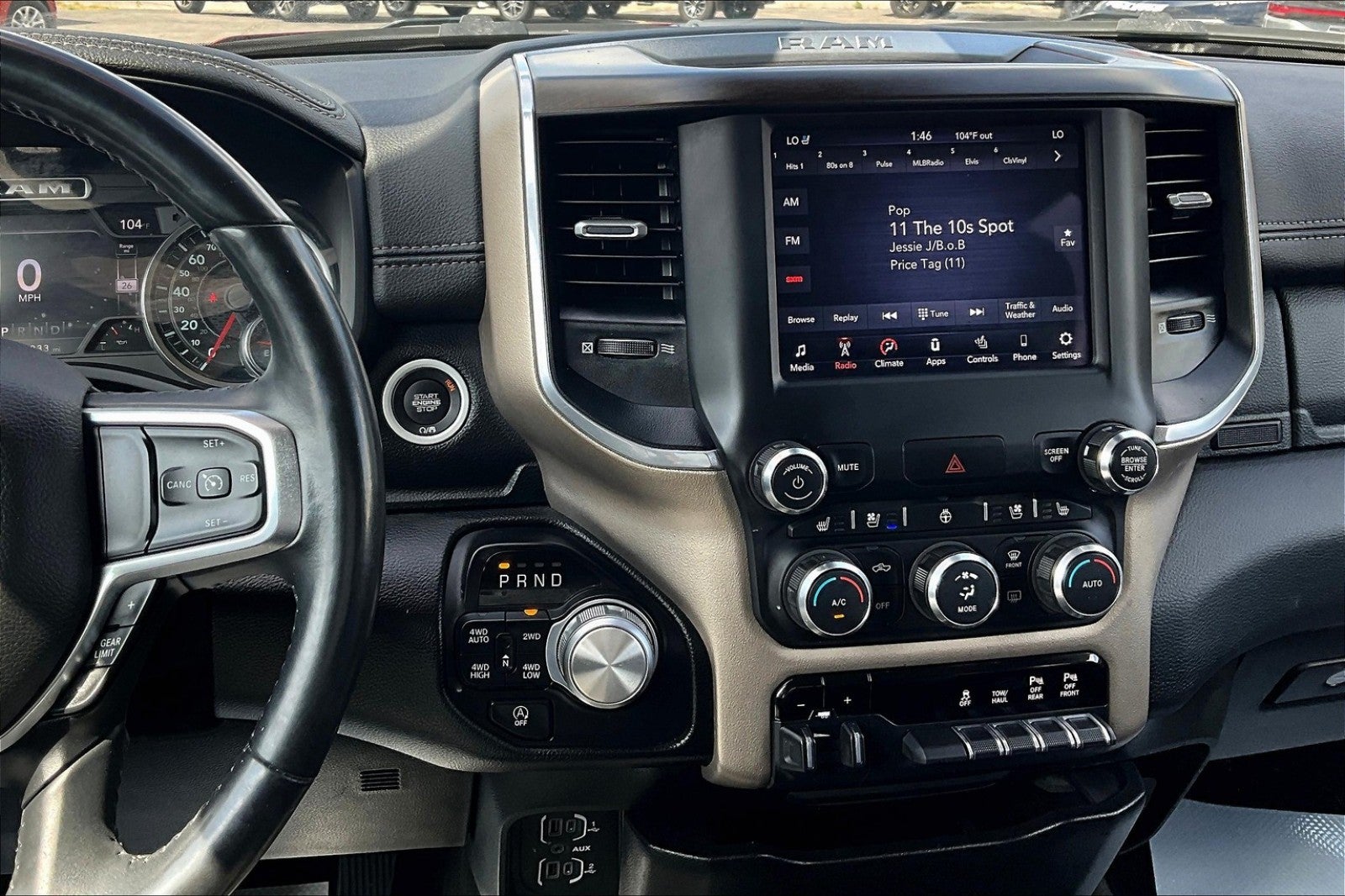 2021 RAM 1500 Laramie Crew Cab 4x4 5'7' Box