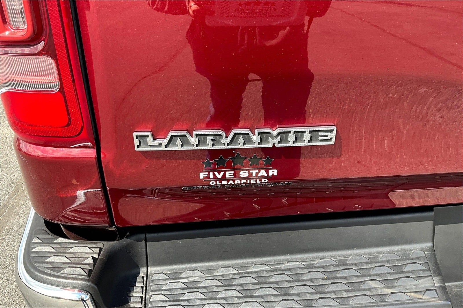 2021 RAM 1500 Laramie Crew Cab 4x4 5'7' Box