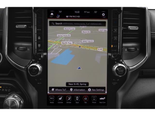 2020 RAM 1500 Laramie Crew Cab 4x4 6'4' Box