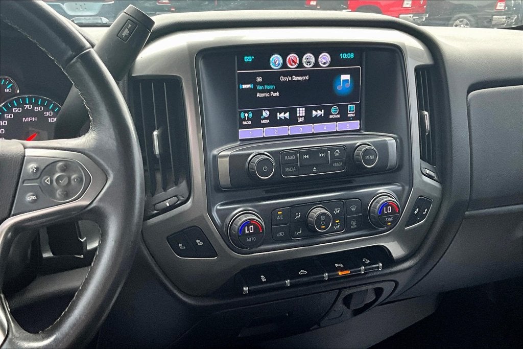 2018 Chevrolet Silverado 1500 2LT