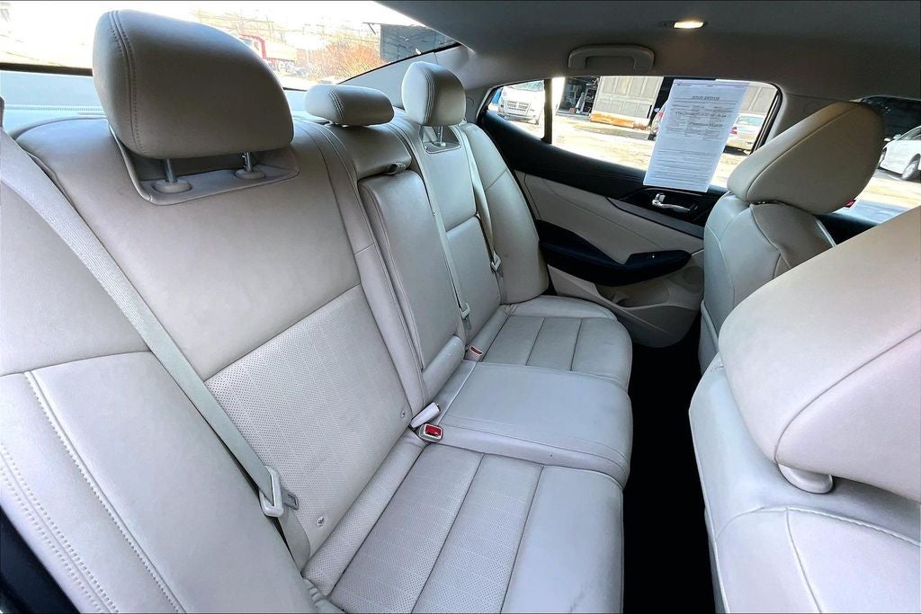 2016 Nissan Maxima 3.5 SV