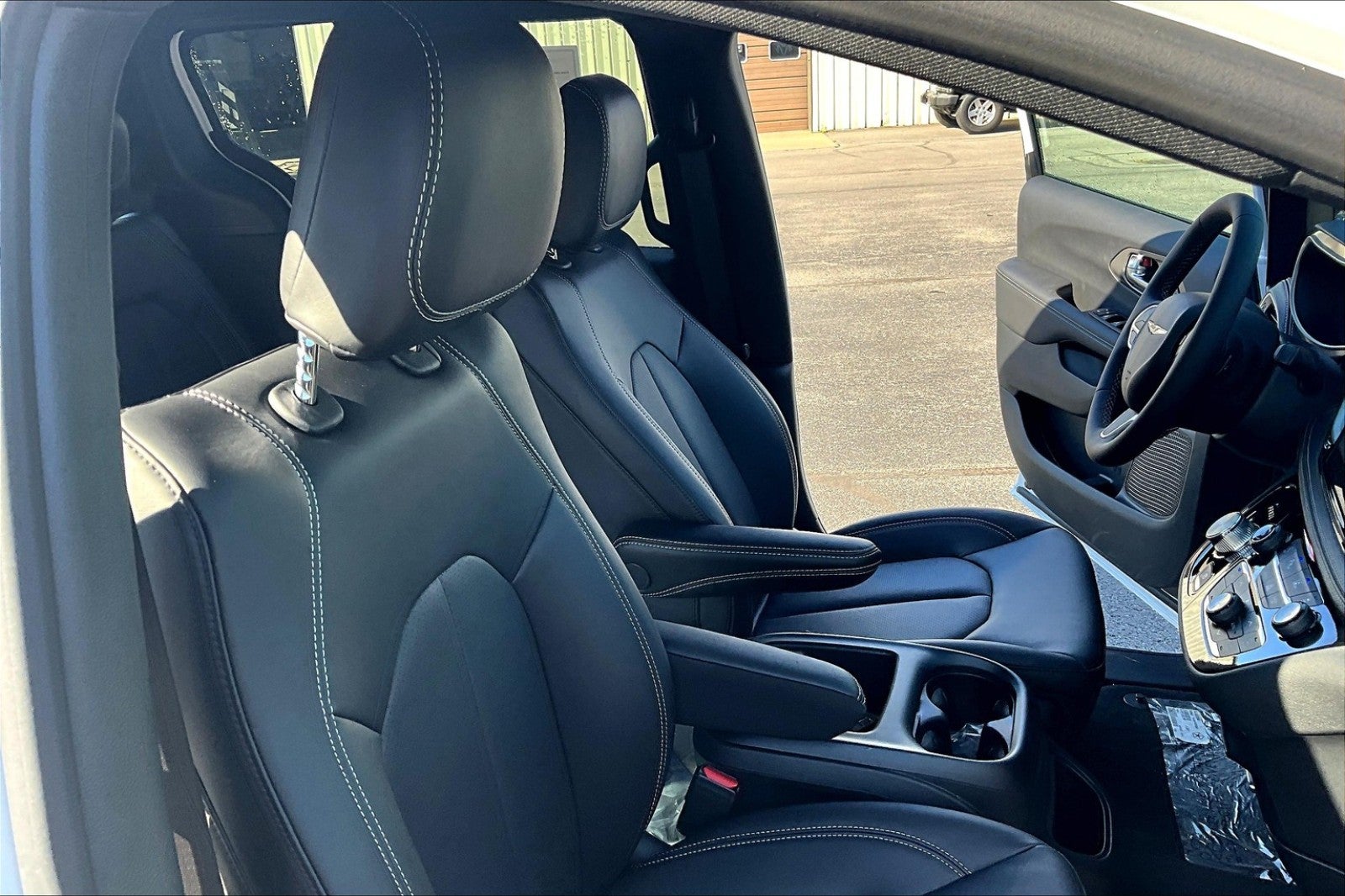 2026 Chrysler Pacifica PACIFICA SELECT AWD