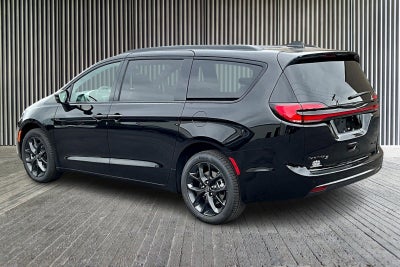 2026 Chrysler Pacifica PACIFICA LIMITED AWD