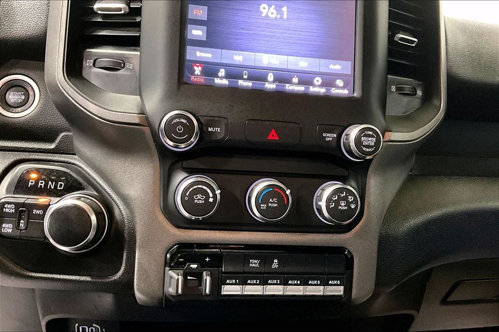 2021 RAM 2500 Tradesman Crew Cab 4x4 6'4' Box