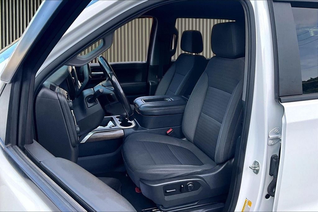 2021 Chevrolet Silverado 1500 4WD Crew Cab Short Bed RST