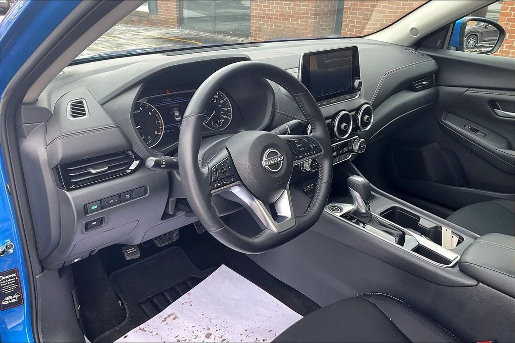 2024 Nissan Sentra SV Xtronic CVT