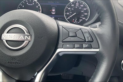 2024 Nissan Sentra SV Xtronic CVT